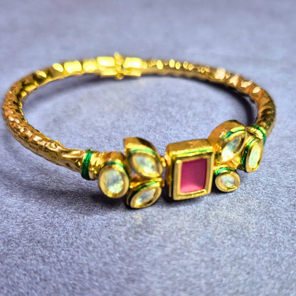 Cuff Style Kundan Bracelet – Antique Gold Polish