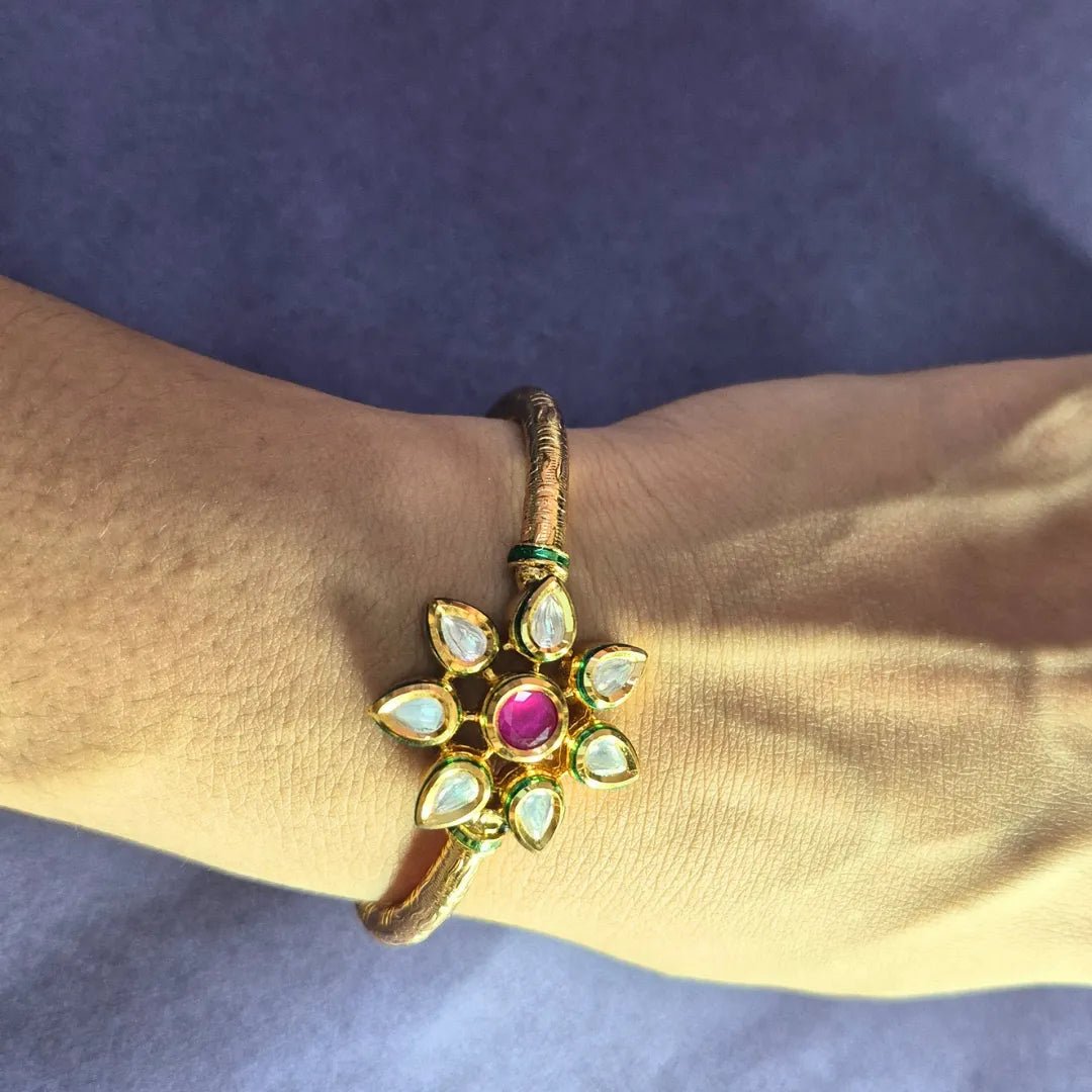 Kundan Bracelet | Antique Gold Cuff Style | Polki Design - Iridescent Gems