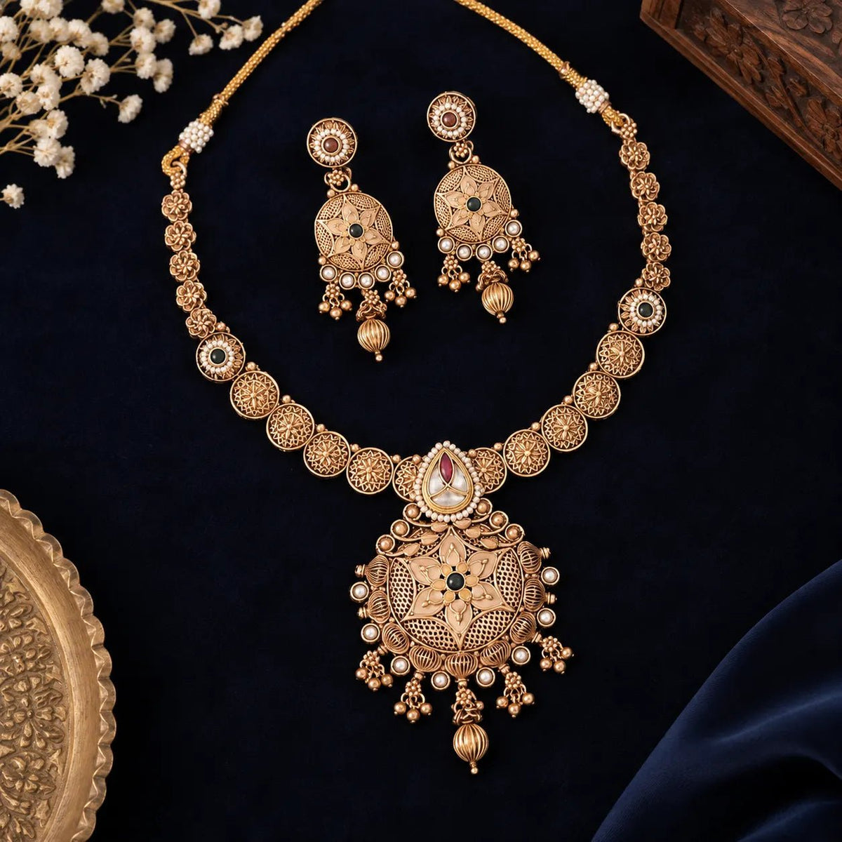 Traditional Jewellery Set – Antique Gold Filigree - Iridescent Gems